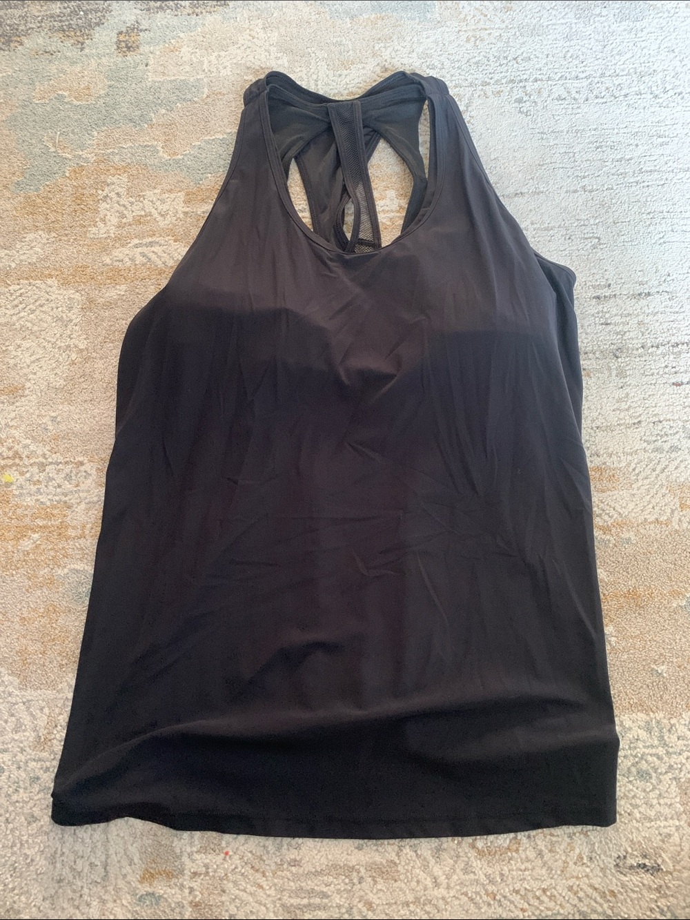 Lululemon black tank top build in bra size 8